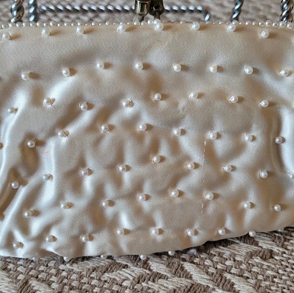 La Regale Clutch Evening Bag with Box Seed Pearl Beaded Floral Design Regency - Picture 10 of 16